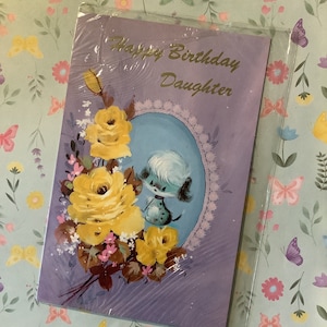 Cartão RARE True Vintage/Retro Circa 1970 'Happy Birthday Daughter' - Filhote de cachorro fofo e design floral - Verso doce - Filha amorosa retrô/cachorro