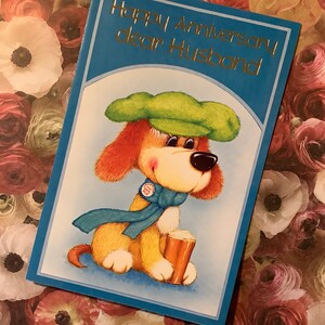 Cartão vintage/retrô EXTREMAMENTE raro, por volta dos anos 1970, 'Feliz aniversário, querido MARIDO' - Design super fofo de cachorro - Decorado por dentro e verso fabuloso