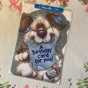 ZELDZAME vintage jaren '80 'Een verjaardagskaart voor jou!' Kaart - fantastisch schattig hondenontwerp 'Music Lover' - Eenvoudige begroeting aan de binnenkant - Ventilator hond/muziek/retro