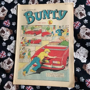 Rare Vintage August 16, 1975 &#39;Bunty For Girls&#39; Comic No 918 - Childhood Nostalgia - Fun & Unusual 50th Birthday Gift with Handmade Gift Tag