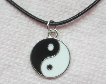Minimalist Necklace \u2022 Yin Yang Charm Necklace \u2022 Simple Silver Chain Dainty Necklace Yin Yang Charm \u2022 Stainless Steel Necklace For Women