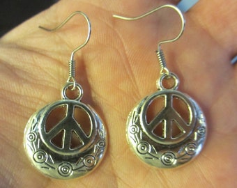 Peace Sign Hippie Minimalist Earrings - Silver Tone .75"dia Dished Charm Unique Cute Girl Jewelry