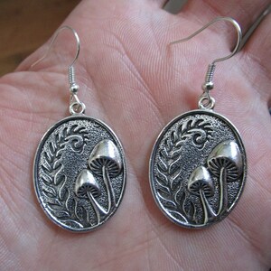 H925 jewelry shop