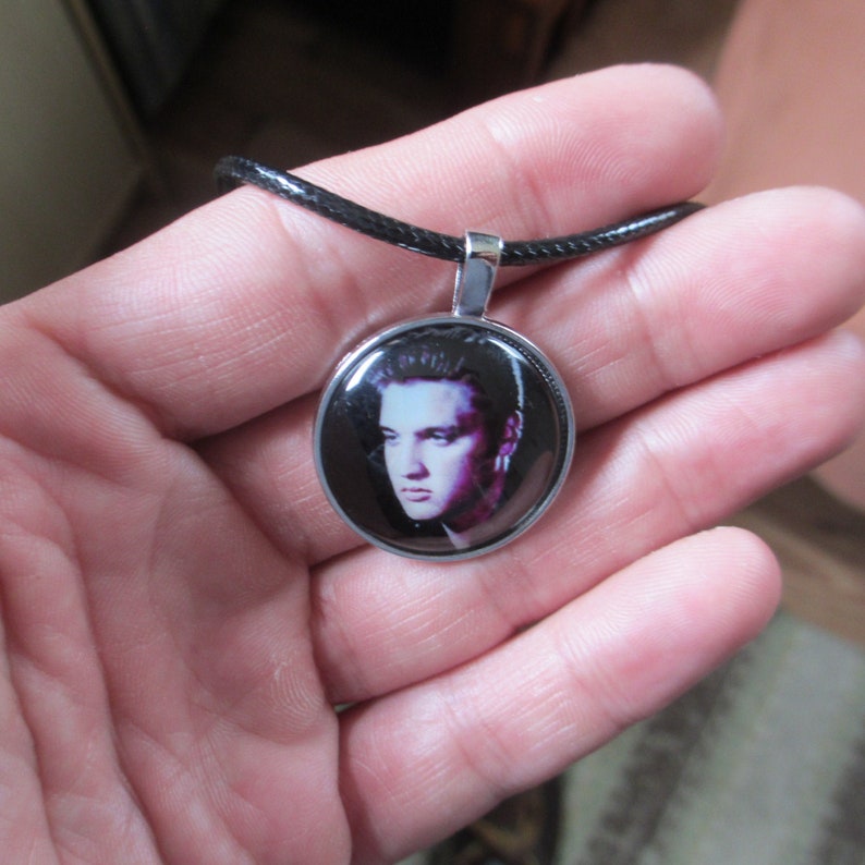 Elvis Presley 18 Necklace ...And His Hair Was Perfect.. Real Photo 1 Charm Pendant Handmade Unique King of Rock N Roll Band Jewelry