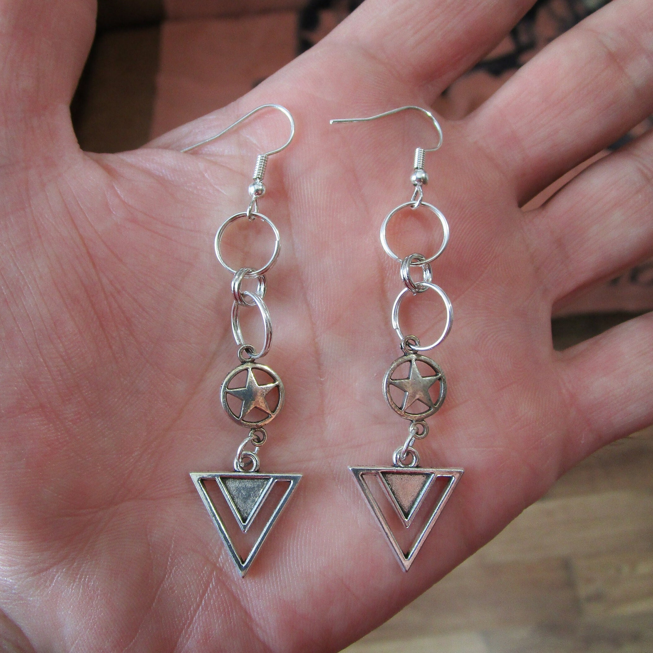 80s store triangle earrings