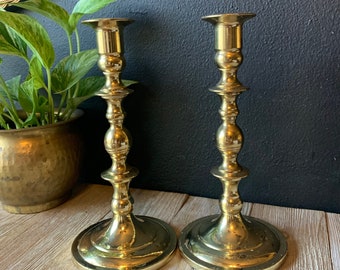 Vintage Brass Candlestick Holders Set of Two, Gold Candle Holders, Brass Wedding Decor, Gothic Mantel Decor, Vintage Candle Centerpiece