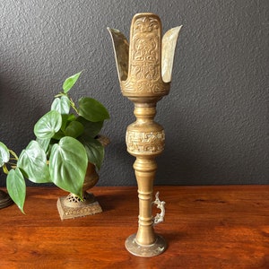 Vintage Ornate Brass Pillar Candleholder, Gothic Candle Decor, Brass Wedding Decor, Brass Centerpiece Mantelpiece, Solid Brass Tableware