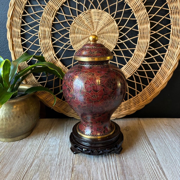 Vintage Burgundy & Brass Ginger Jar on Black Lacquered Wood Base, Asian Decorative Lidded Jar on Stand, Red and Brass Floral Temple Jar Urn