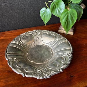 Bol de service décoratif vintage en aluminium, présentoir en métal argenté antique, décoration de mariage en argent, ferme rustique, bol à fruits argenté