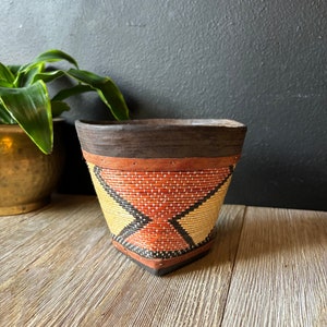 Vintage Woven Tribal Basket, Small Planter Basket, Indigenous Hand Crafted Basket Decor, Small African/Indian Style Basket Pot, Wicker Bowl