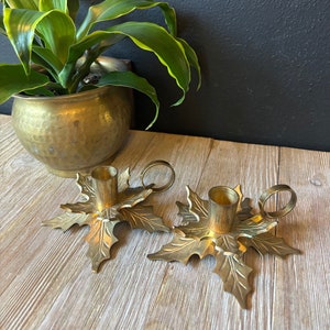 Vintage Brass Holly Leaf Candlestick Holders, Brass Christmas Holiday Candle Decor, Gold Leaf Brass Candle Holder with Handle, Set of Two