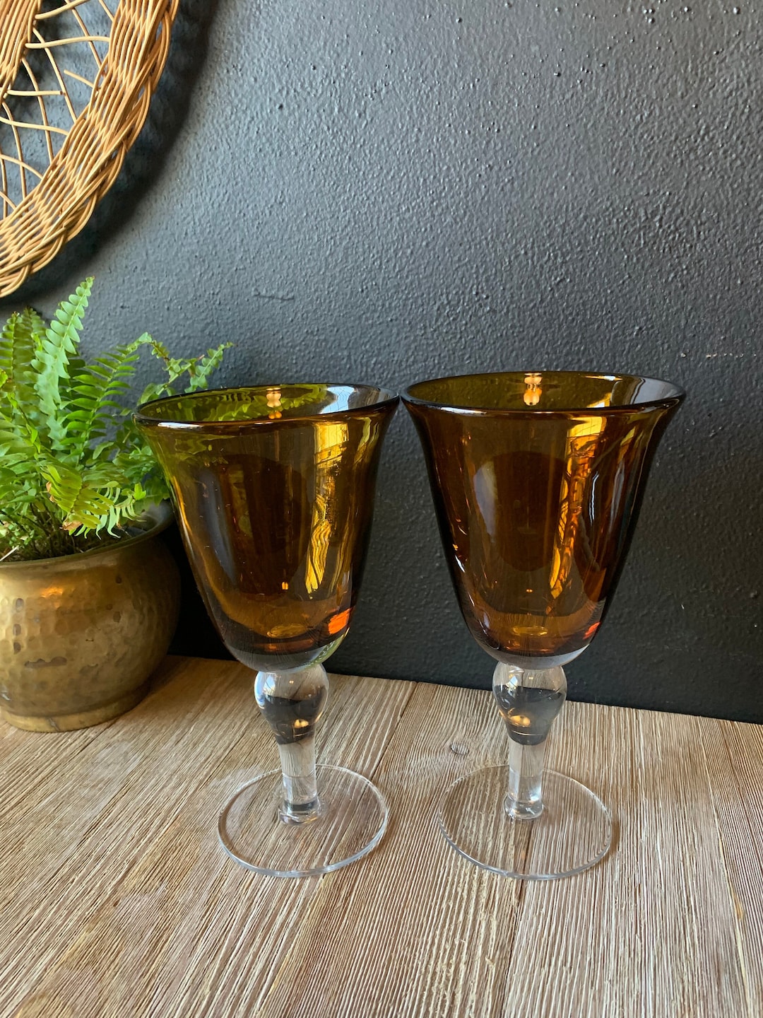 Tortoiseshell Amber Glass Wine Goblet 6.5x7x22.5cm main image 0