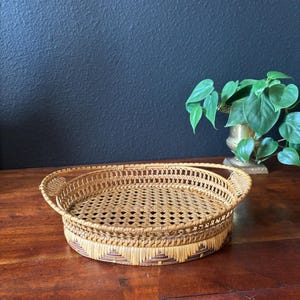 Vintage Ornate Oval Wicker Basket Tray, Two-Toned, Tribal Woven Basket, Wicker Storage Decor, Boho Basket, Bathroom Storage, Wicker Catchall
