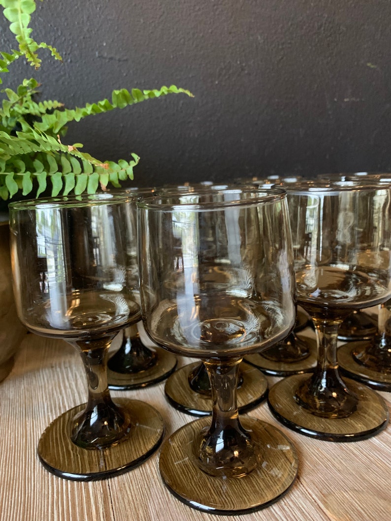 Vintage MCM Smokey Brown Wine Glasses Set of Ten Mid-Century Modern Barware Cocktail Glasses Brown Stemware Wedding Toast Glasses image 3