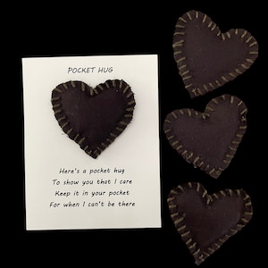Câlin avec poche, coeur de poche, cadeau, ami, amour, coeur doux, câlin, carte cadeau, petit coeur de poche, marron chocolat, marron uni