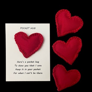 Câlin de poche, coeur de poche, cadeau, ami, amour, coeur doux, câlin, carte cadeau, petit coeur de poche, rouge, Saint-Valentin