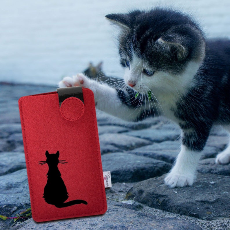 Handyhülle aus Wollfilz mit Katze Motiv, Maßanfertigung Bild 1
