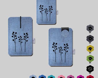Botanical Vibes phone case, custom-made from wool felt