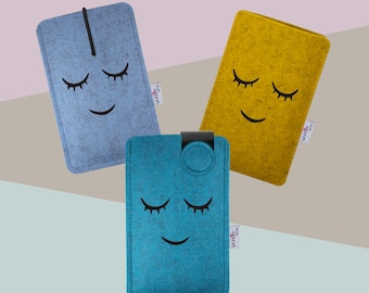 "Dream" phone case, custom-made from wool felt