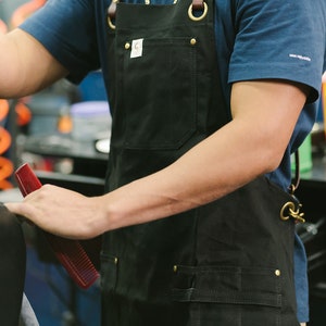 High quality durable black leather strap apron.