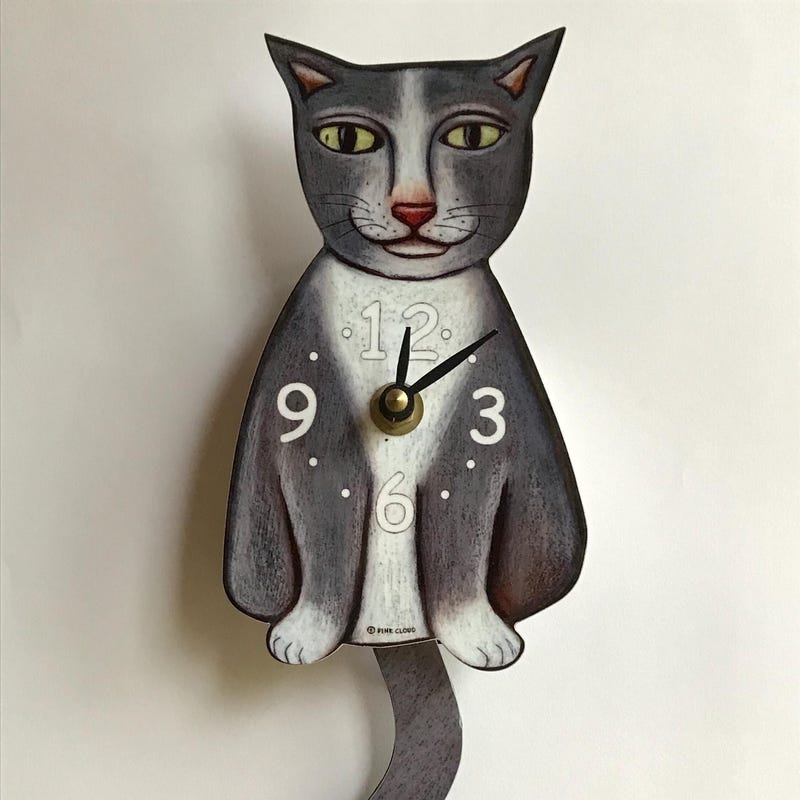 Cat Swinging Tail Clock - Etsy
