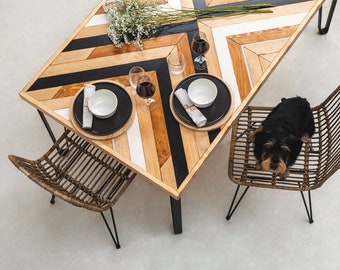 Table de salle à manger en bois Winblack - Table en bois rustique, table en bois géométrique, table originale, table basse rustique, table en bois étnic