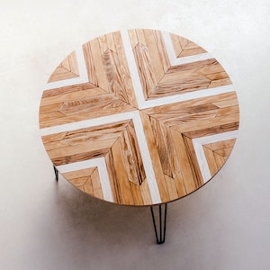Rustic Circular Wood Table: Geometric Pine & Chestnut, Hairpin Legs