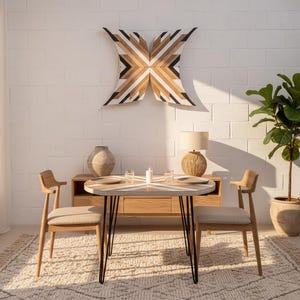Utdragbart matbord i furu: Hårnålsben i modern design från mitten av århundradet