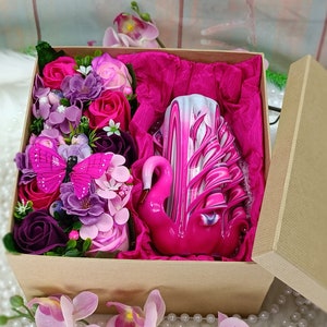 Medium gift box with soap roses and a carved candle Gift for her Mother's Day Wedding Birthday Valentine's Day Luxury Handmade Soap Bouquet