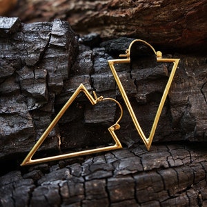 Brass triangle Earrings~geometric earring~Goa psy trance~Tribal earring~Boho,Hippie earring~bohemian hoop~woman Jewelry~Hoop Earring~dangle