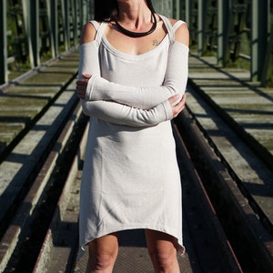 Robe courte à manches longues ~ crème ~ robe bohème ~ vêtements hippie ~ robe goa ~ épaule froide ~ vêtements de festival de transe psy ~ vêtements tsiganes, tribaux ~ yamunaart