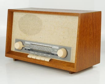 Radio Grundig Mid Century, Tipo 96 M, década de 1960