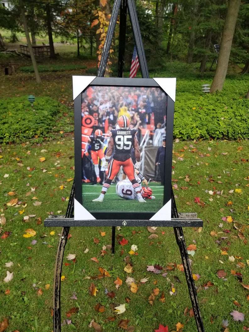 Myles Garrett Sacking Joe Burrow Framed Print, Cleveland Browns Victory 画像 3