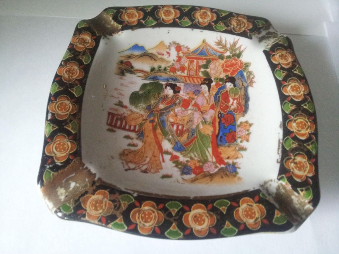 Beautiful Rare Satsuma Japanese Ashtray with 4 gold slots. Etsy