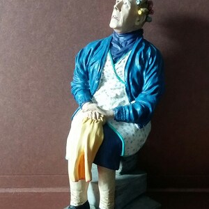 Original Nora Batty-Danbury Mint-Last of the Summer Wine Ceramic Figure Sculpture,Gordon C Brown FRSA, Christmas Gift,Present, Free Shipping image 5