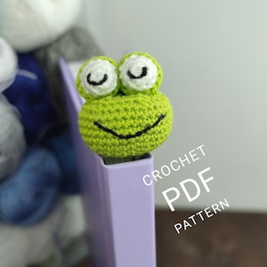 Crochet frog bookmark pattern