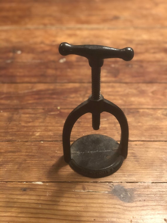 cast iron juice press