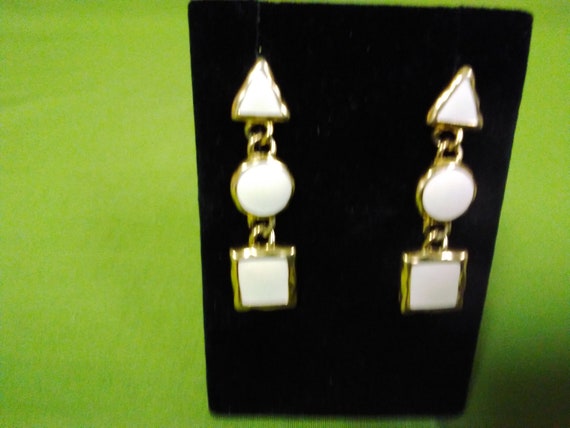 Vintage Trifari Earrings - image 5