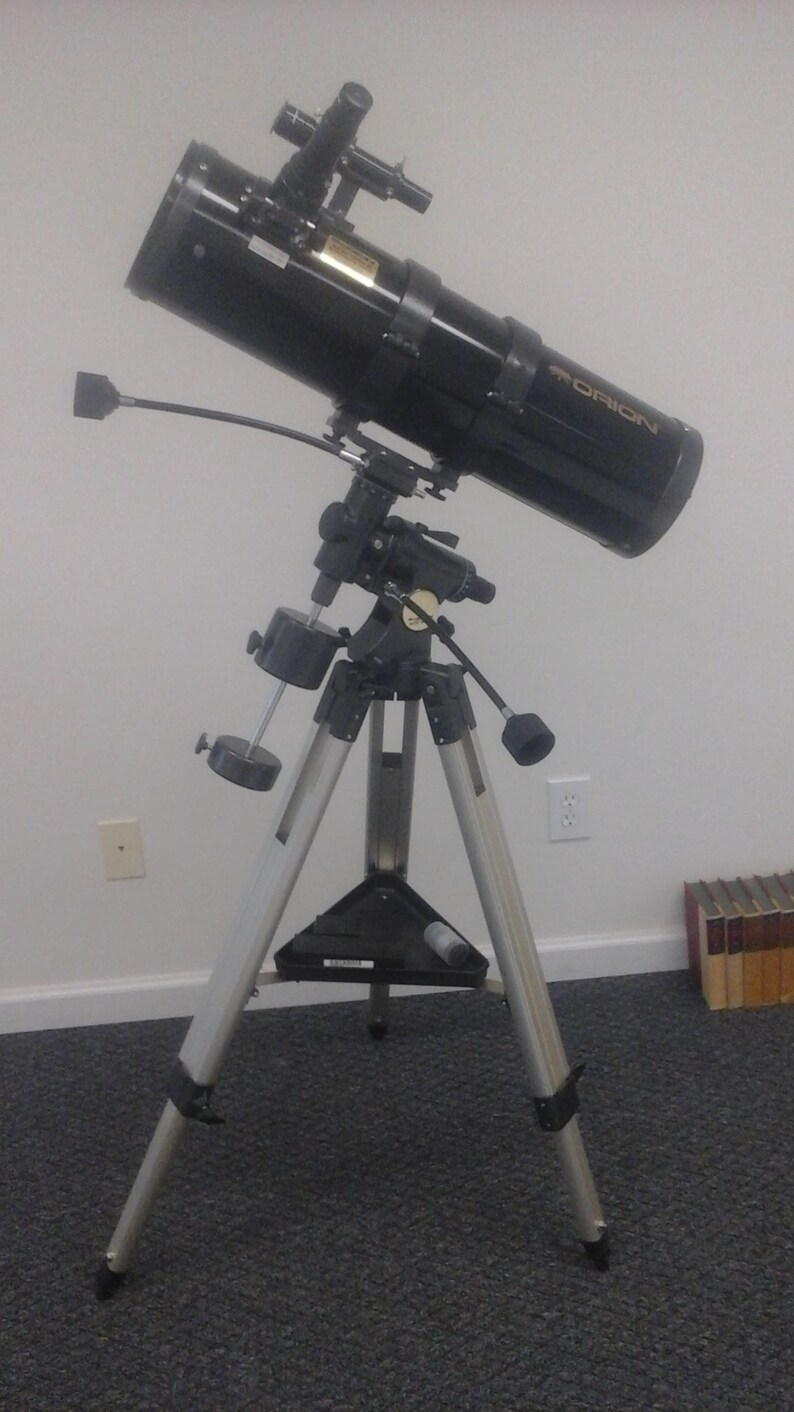 Orion Skyview Deluxe 6 EQ  Equatorial Reflecting image 0