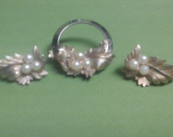 Vintage  Sarah  Coventry  Brooch and Earrings