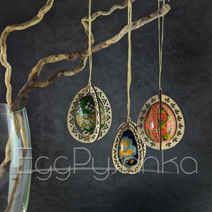 Hanging stands for natural and wooden chicken Easter eggs. A great opportunity to decorate your home for the holiday. Gift for a collector