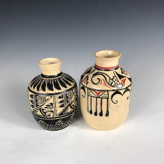 花柄の陶芸花瓶 花器「ミニ花瓶 金彩桜花鳥図」 金龍窯 江口天童 有田焼 陶磁器