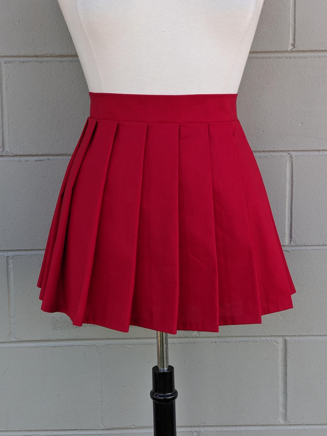 Red Pleated Knit Mini Skirt