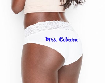 Personalisierte Mrs. White Victorias Secret Panties | Personalisierte Hochzeitsunterwäsche |  Personalisierte Unterwäsche für sie | Braut Accessoire