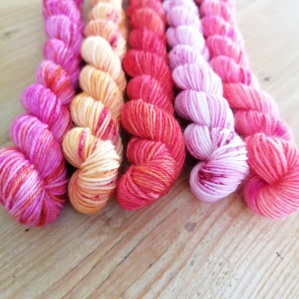 Roses are red - 5 x 20g mini set Hand dyed yarn mini skeins merino wool and nylon 75/25  4ply sock minis knitting yarn UK