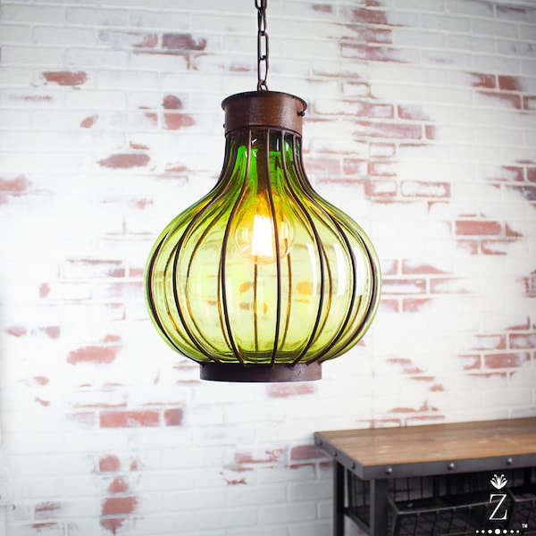 Pera Pendant Light | Green Glass and Metal Chandelier