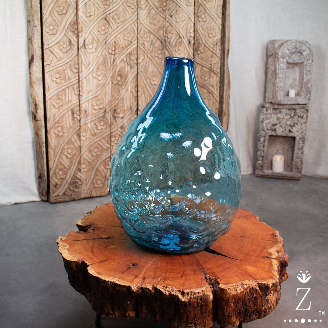 100% Recycled Glass Flower Vase ブルー Large Hand-blown Recycled Glass Vase, Blue Bubbled Artisan-made