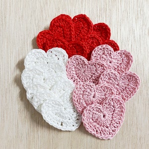 Crochet hearts, small, 1-3/4'' wide x 1-1/2'' tall, READY TO SHIP, handmade, cotton thread, mix or single color, red, pink, white