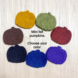 15 Mini felt pumpkin, tiny, choose your color, Halloween precut, scrapbook, felt pumpkin die cut, machine cut pumpkin