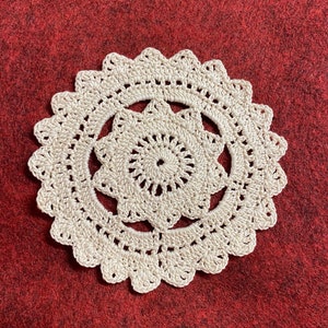 1 Ivory crochet doily,  4-3/4&#39;&#39;, cotton doilies, star doilies, quilting, handmade, craft supplies, coaster, READY TO SHIP